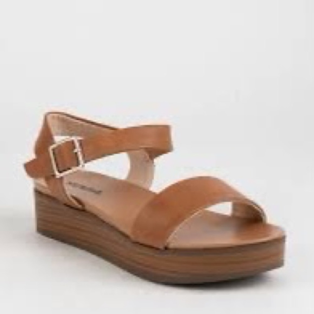 soda nebula platform sandals